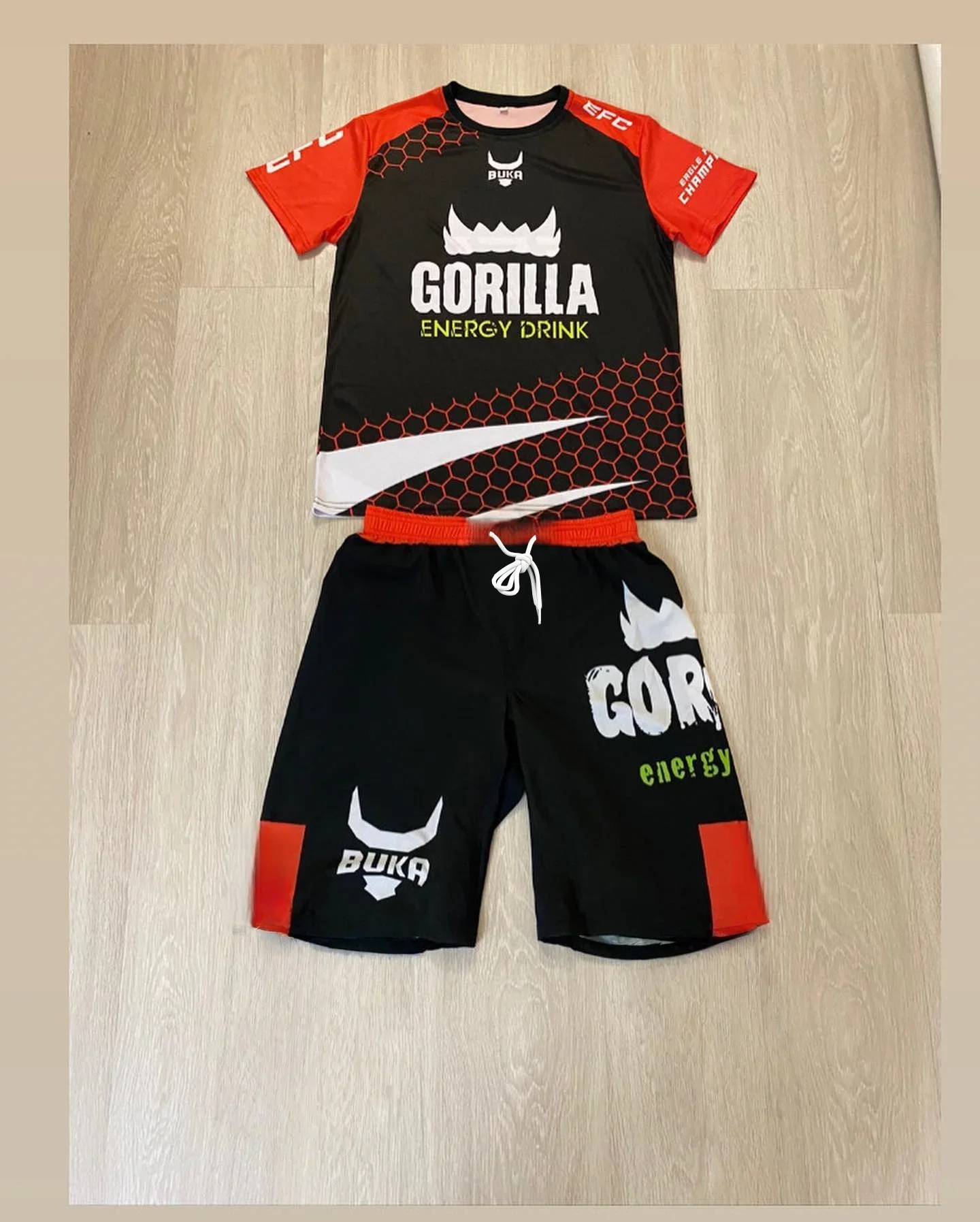 

WolfKing MMA Boxing Team Kick Bokst Short-Sleeved T-Shirt & Shorts Set Fashion Comfortable Sports Suit for Fitness And Training