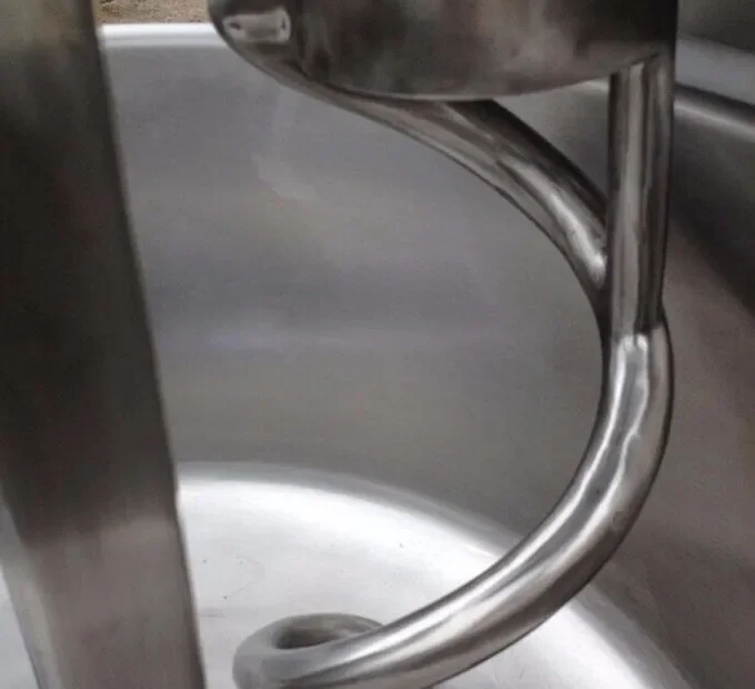 Industrial 20KG Spiral Dough Mixer Commercial Pizza Dough Kneading Bakery Processing Equipment
