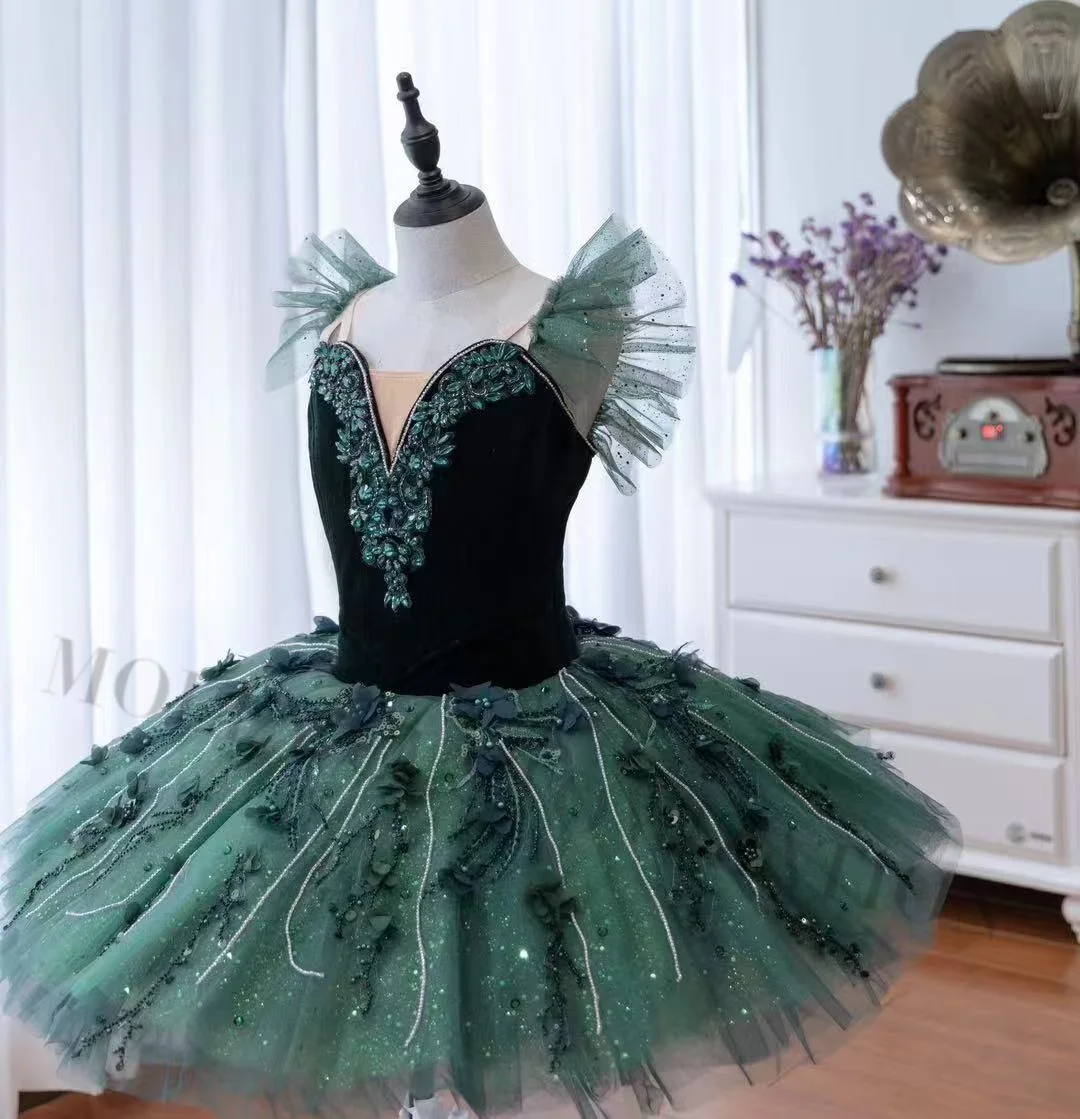 

The latest dark green Esmeralda variations ballet performance TUTU professional competition tailored for adults and children