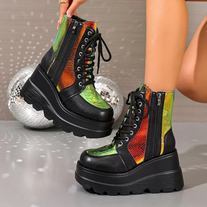 Brand Designer Short Boots 2026 New Autumn/Winter Leather Boots High Top Sponge Cake Single Shoes Slope Heel Large Women's Shoes