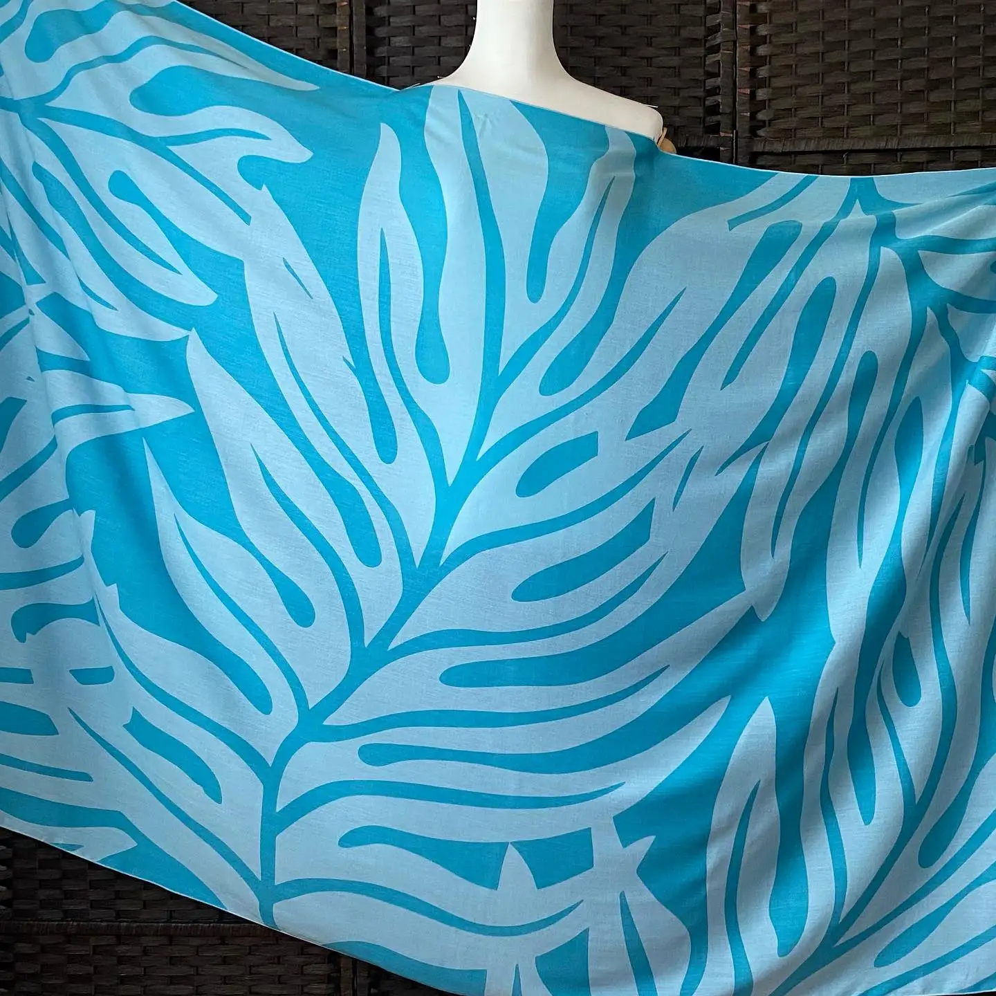 Beach Sarong Cover up Wrap Bikini Swimwear Dress Lavava Women Tie Dye Pareo Top Quality Beach Sarong  Flower Sarongs