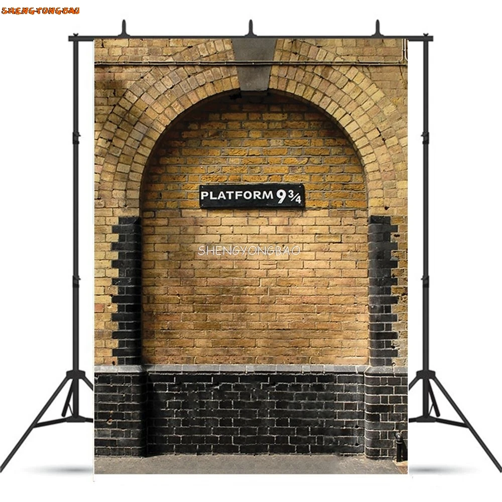 

SHENGYONGBAO Digital Printed Brick Wall Photography Backdrops 9 3/4 Station King's Cross Railway Photo Studio Background YS-01