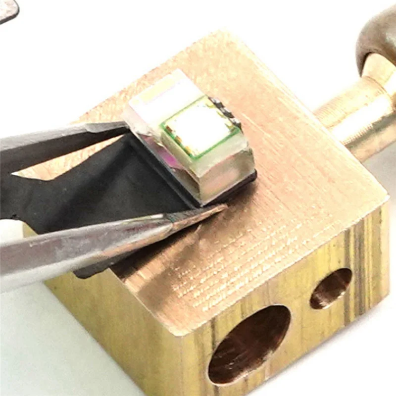 

ALIM-RL-067 Desoldering Cable Holders Desoldering Various Cable Holders For 210/936/T12 Series Desoldering Station
