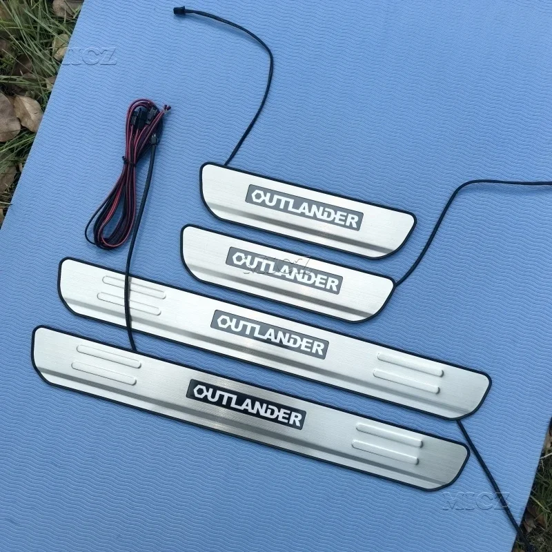 

For Mitsubishi Outlander LED 2013 - 2019 Car Accessories Car Styling Stainless Steel Car Door Cover Outside Door Sill Plate