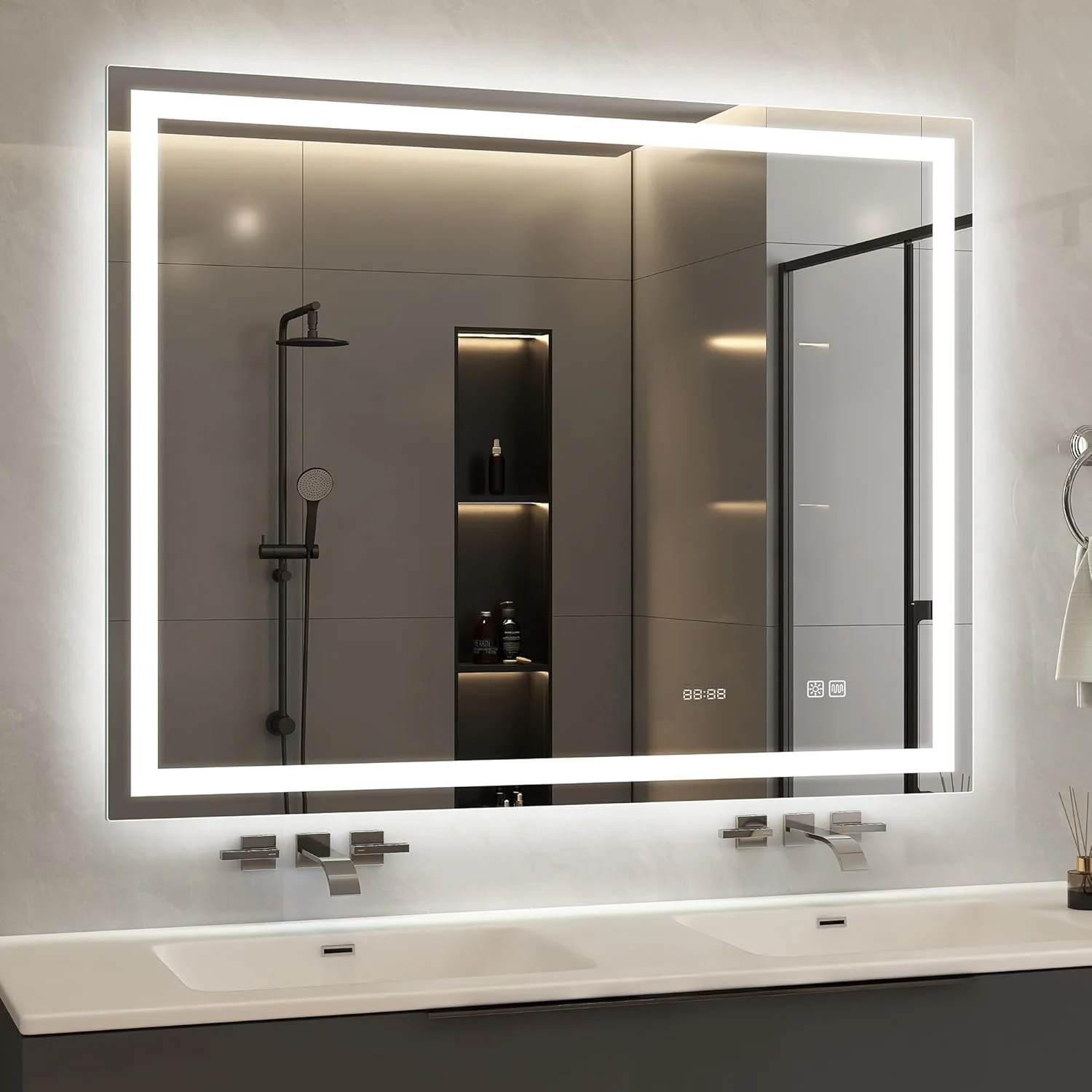 Badezimmerspiegel mit LED-Beleuchtung und Uhr, 3 GRÖSSEN, mit 3 dimmbaren Lichtfarben, gehärtetes Glas, Digitaluhr