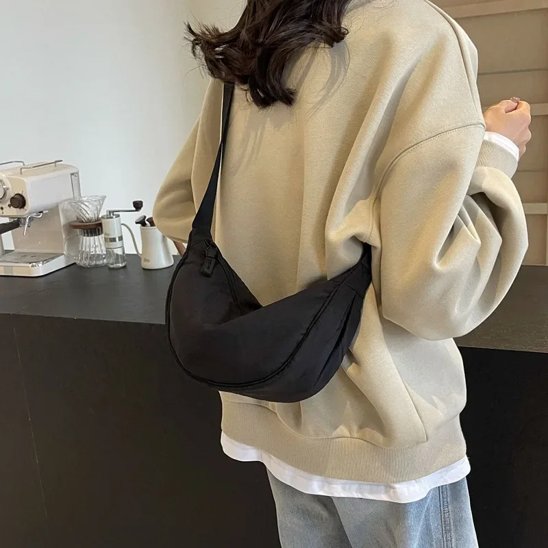 Women Shoulder Bags Solid Color Nylon Dumpling Messenger Bag 2024 New Trendy Lightweight Large Capacity Underarm Bag