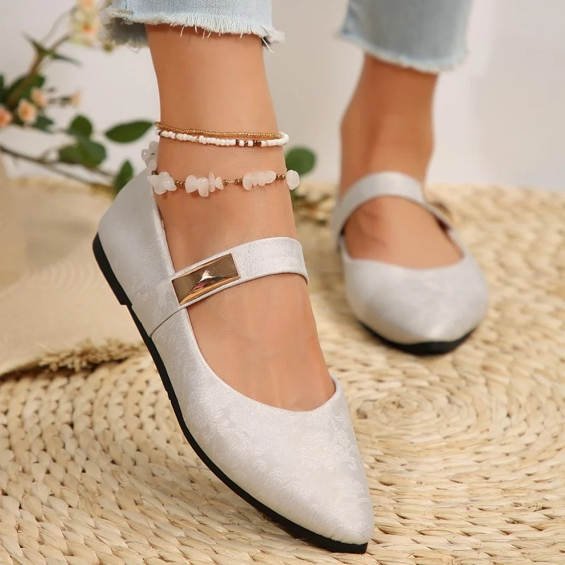 New Style Pointed Toe Shallow Mouth Comfortable Casual Flat Lightweight and Elegant Women's Shoes Fashionable Loafers