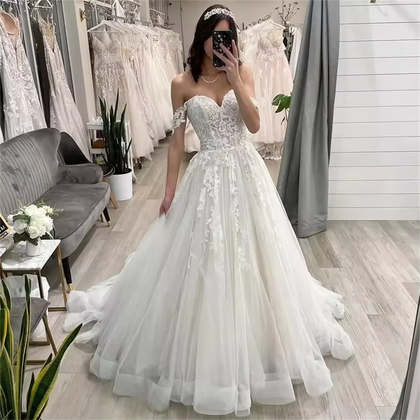 Customized Elegant Boho Wedding Dress Lace Applique A-Line Wedding Gowns Sweep Train Long Puffy Bride Dresses vestidos de novia