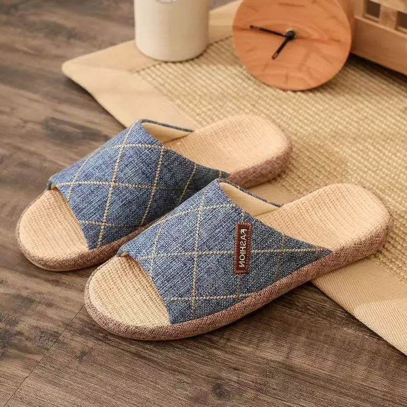

Мужские летние новые льняные тапочки с одной лямкой, легкие, дышащие, впитывающие пот, с мягкой подошвой, домашние тапочки, бесшумные тапочки для пола