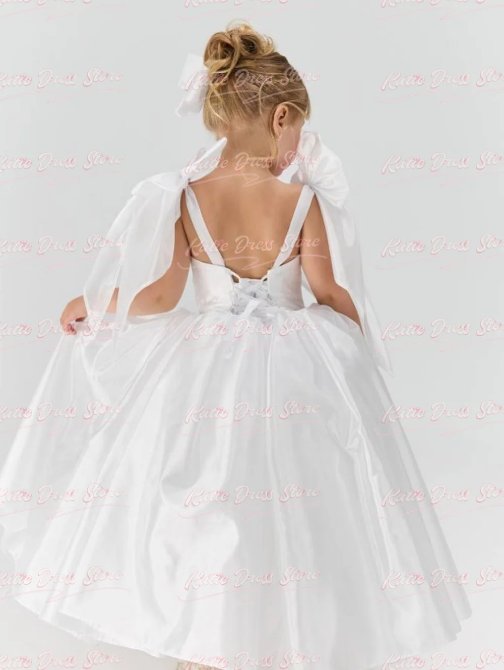 Customized Elegant Flower Girl Dress For Wedding Satin Puffy With Bows Princess Kids Birthday Party First Communion Ball Gowns