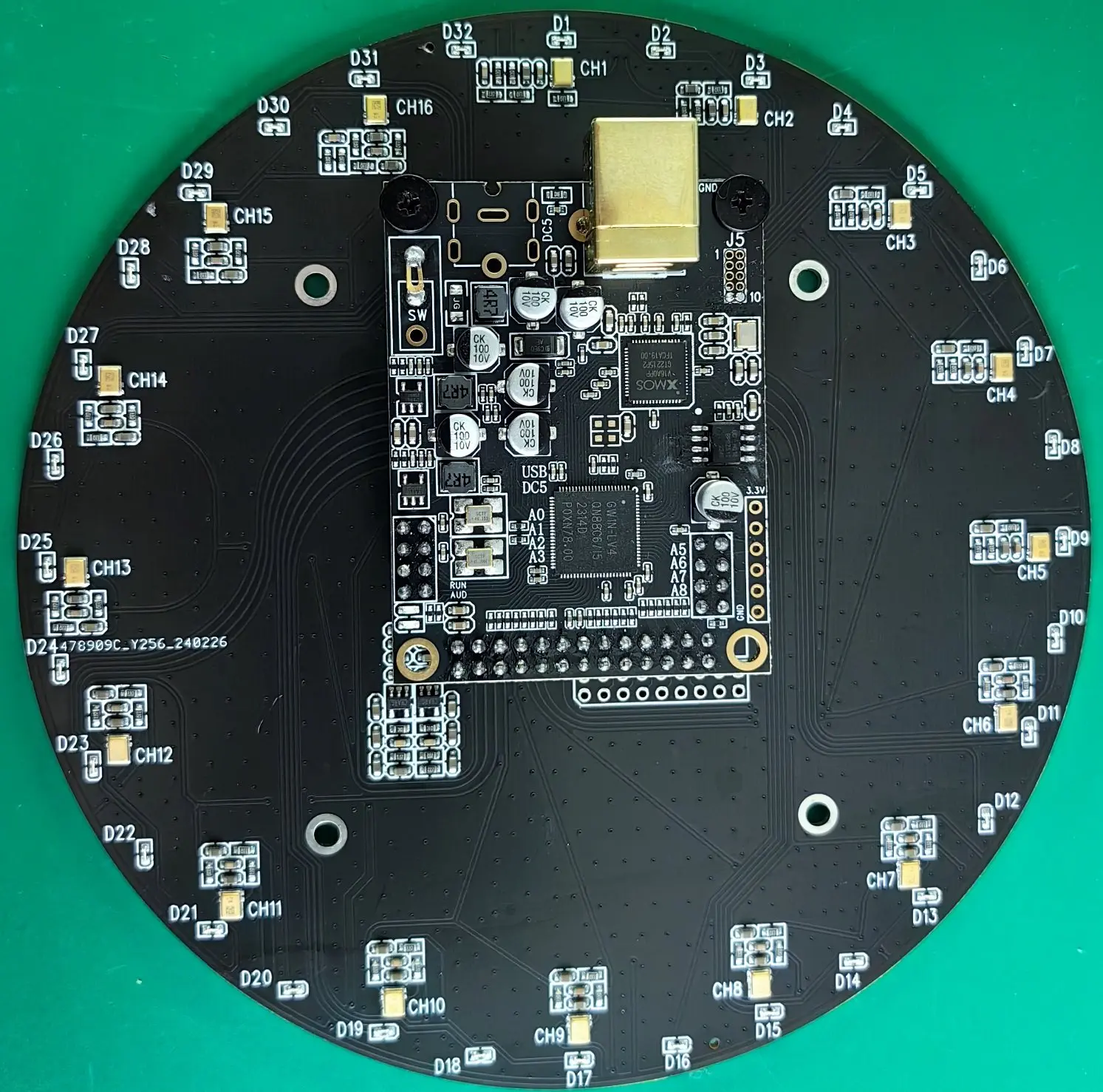 USB Sound Card with Circular 16-Channel Microphone Array and 32 LED Directional Indicators
