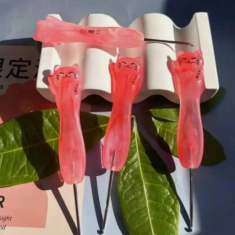 

Крючок для вязания с ручкой из смолы, в форме кошки, для вязания свитеров, инструмент для рукоделия и шитья