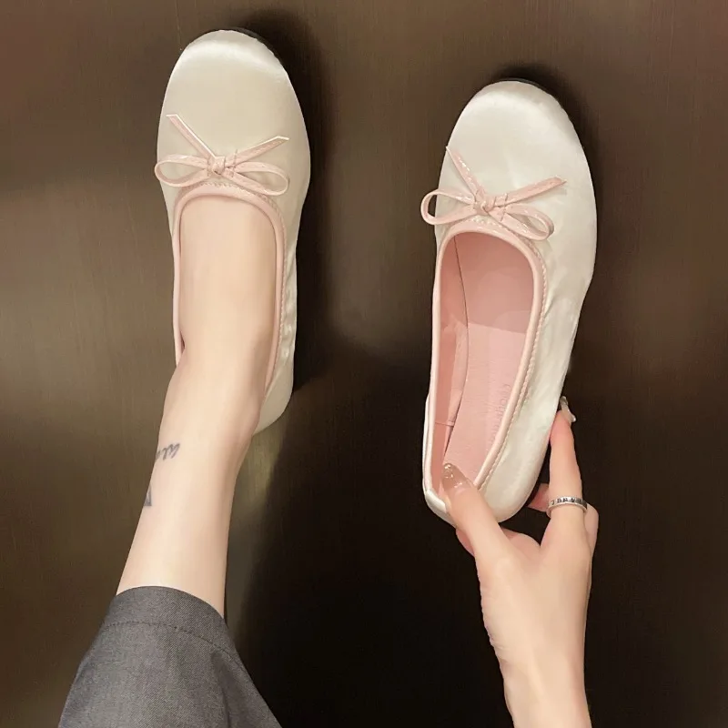 Newest Designer Slip on Women Silks Flats Shoes Fashion Butterfly-knot Ladies Outdoor Comfort Soft Sole Mary Jane Shoes