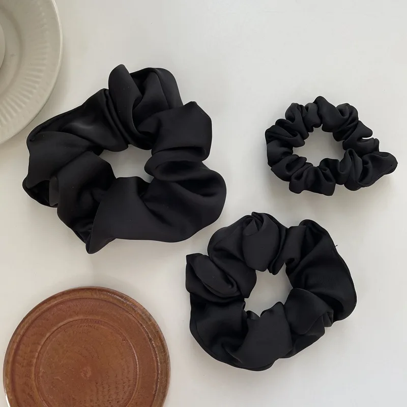 

3pcs/set 2022 New Elegant Silk Hair Scrunchies 3 Size Solid Hair Tie Comfy Skinny Big Elastic Hair Band Headwear Gift For Women