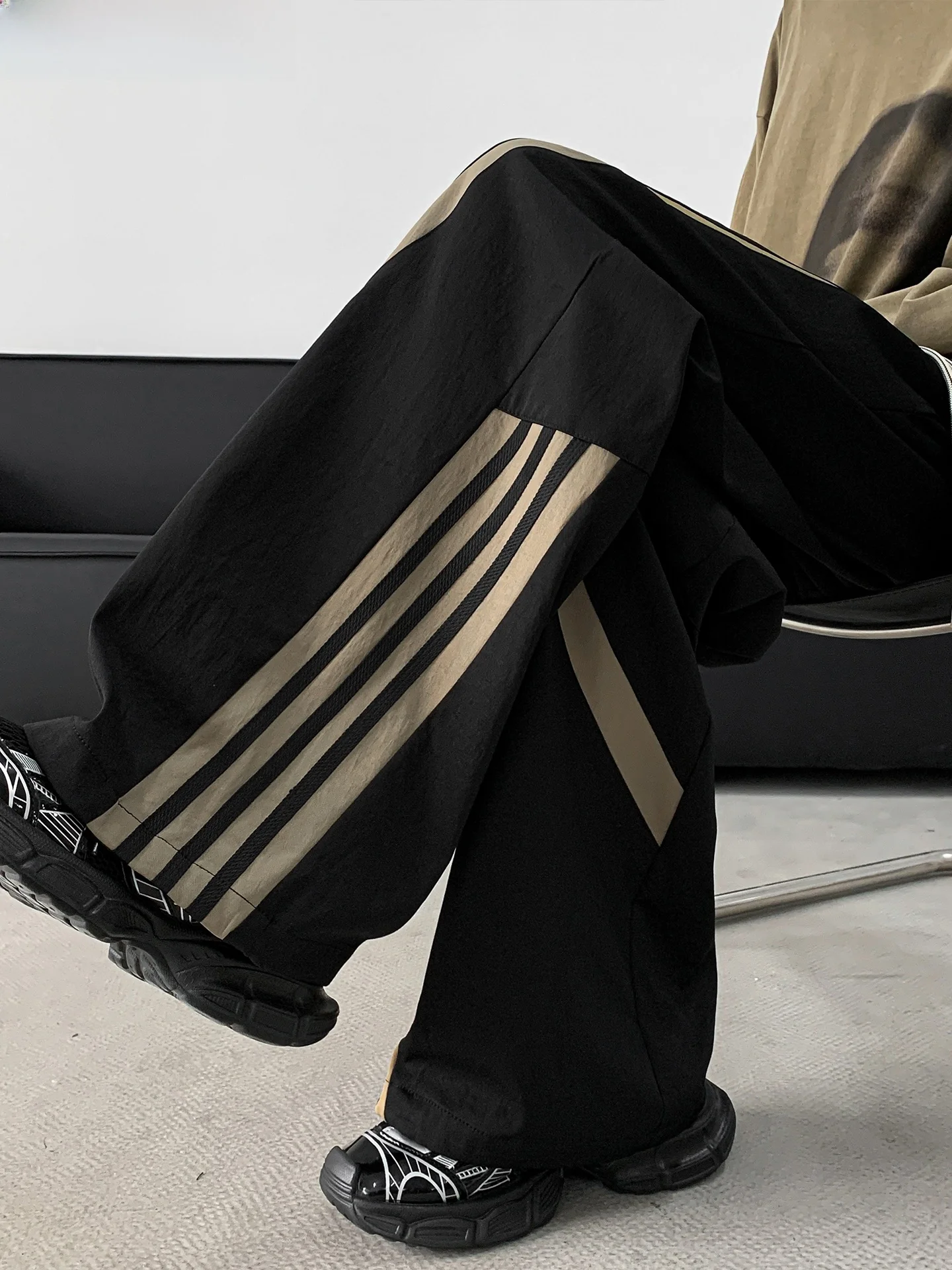 

Wassup Erika Американские повседневные широкие брюки мужские летние модные прямые свободные длинные брюки модные городские дышащие брюки