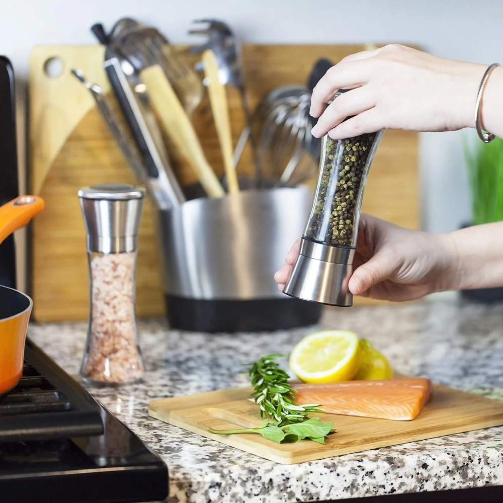 

D5 Adjustable Coarse Fine Pepper Grinder Stainless Steel Salt Grinder Set +Stand Manual Grinder Seasoning Bottle Kitchen Tool