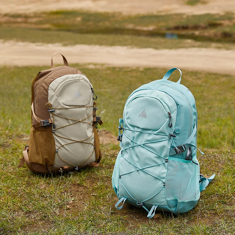 

Polyester ultra-light, large-capacity outdoor hiking and climbing backpack, multi-functional waterproof and durable sports bag