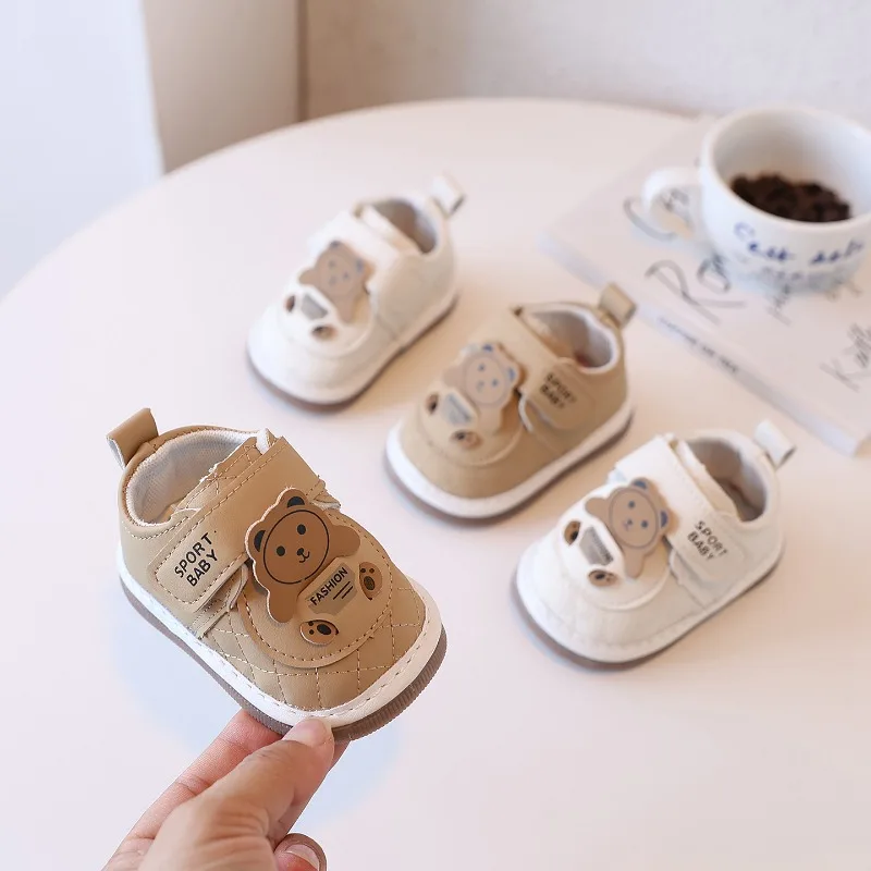 أطفال حذاء مسطح لطيف الدببة بنين بنات حذاء كاجوال موضة متعددة الاستخدامات 2025 موضة جديدة أحذية مشي للأطفال لينة أسفل مريحة