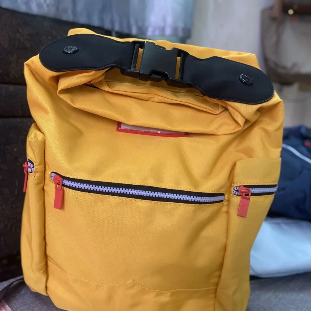 HU Couple Backpack, Large Capacity, Lightweight, Outdoor Travel Backpack, Student Classroom and Sports Fashionable Backpack