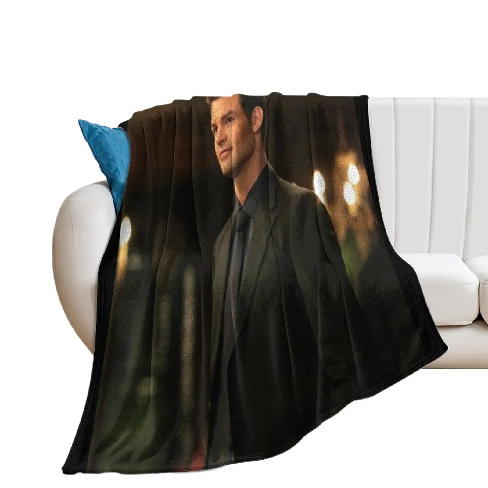 

Elijah Mikaelson Throw Blanket Hairy Camping Flannels Blankets