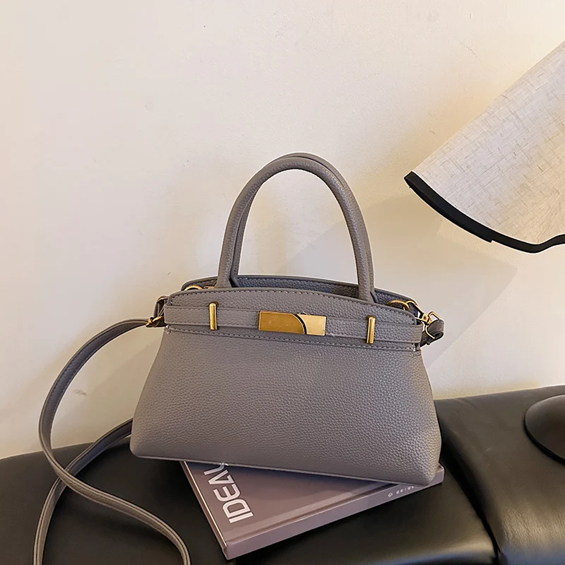 

Women's Handbag With Leather Finish, Chic Crossbody Bag By Famous Designer, Elegant Shoulder Messenger Bag For Ladies Classic