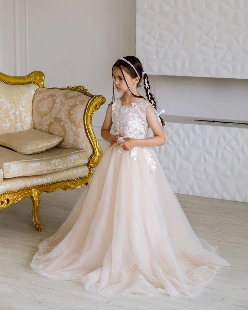 Lace Flower Girl Dress Girl Birthday Tulle Holy Communion Tutu with Train Princess Girls Dress Baby Pageant Dresses for Girls