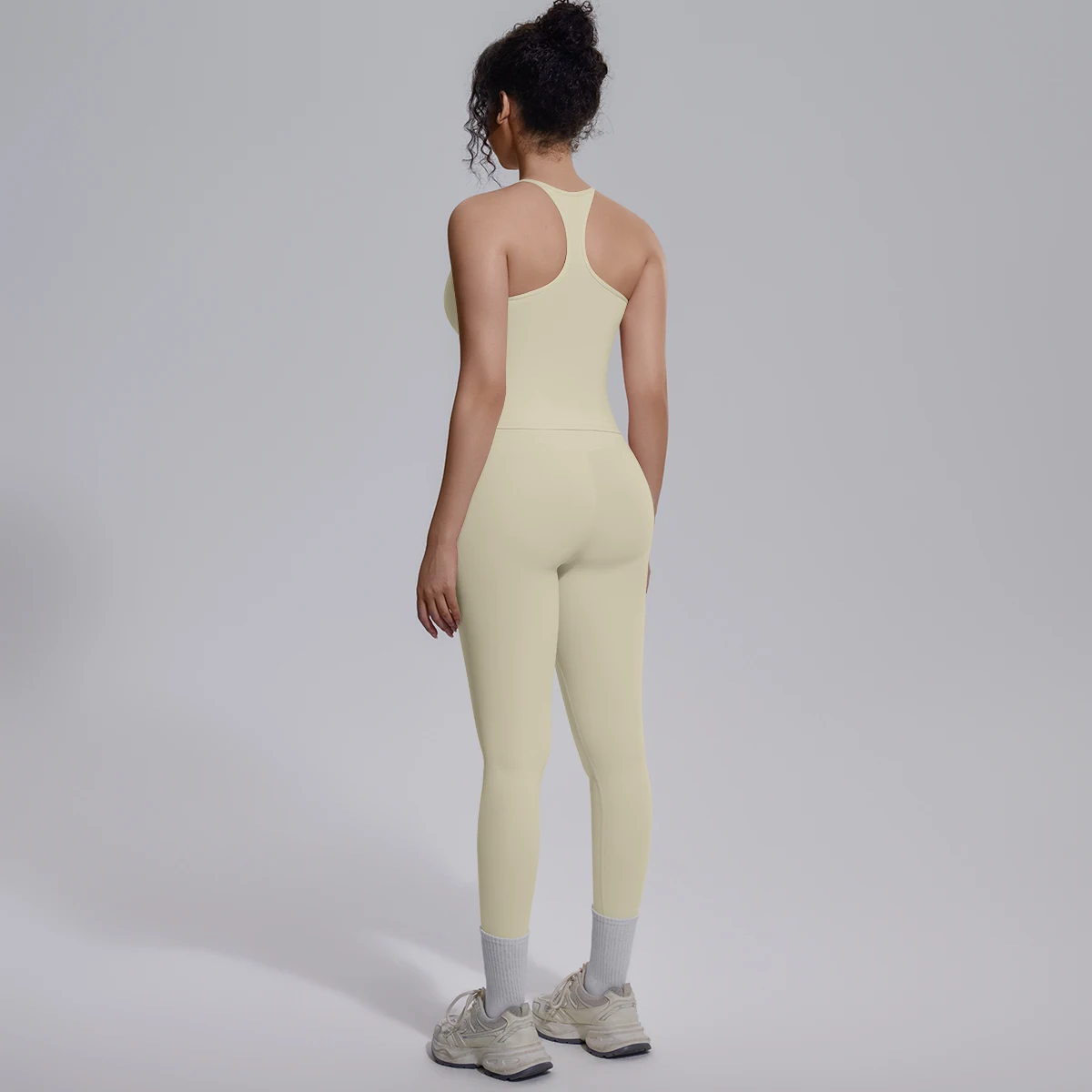 Quick Drying Legging Outdoor Running Yoga Set for Womans High Waisted Push Up Female Pants Gym Sexy Beautiful Back Vest Yoga Set