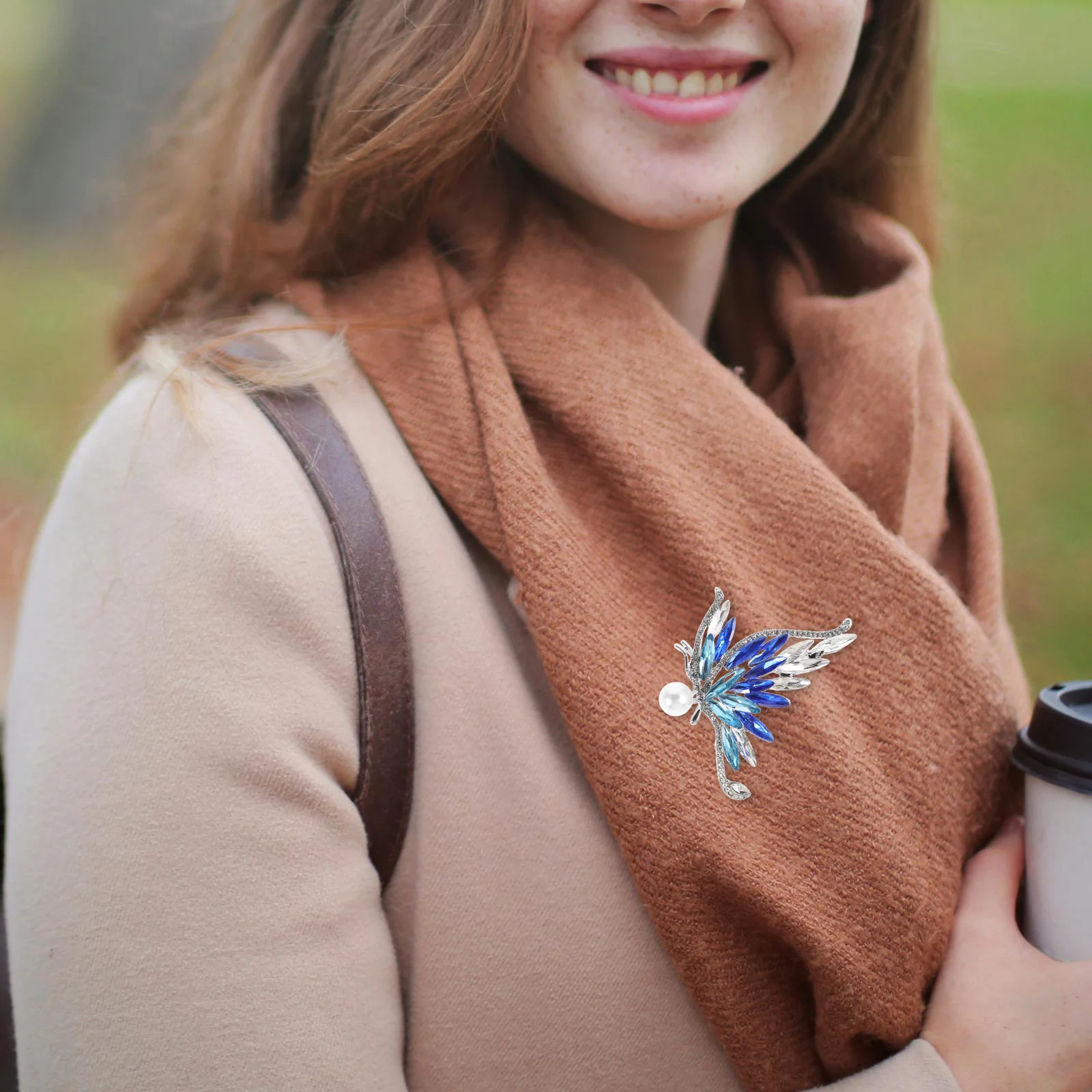 Butterfly Brooch Pin For Women Rhinestone Scarf Pins Insect Brooches Dress Clip Lapel Accessory Sparkle Butterfly Decorations