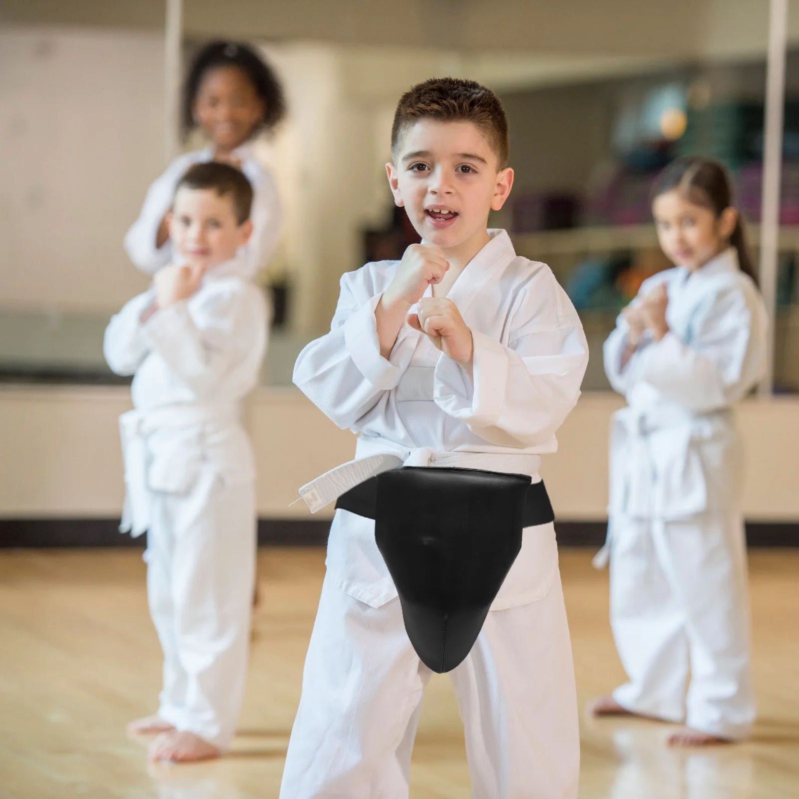 

Professional Crotch Cover Breathable Groin Guard Wear-Resistant Training Accessory for Men Sports Protection Groin Guard