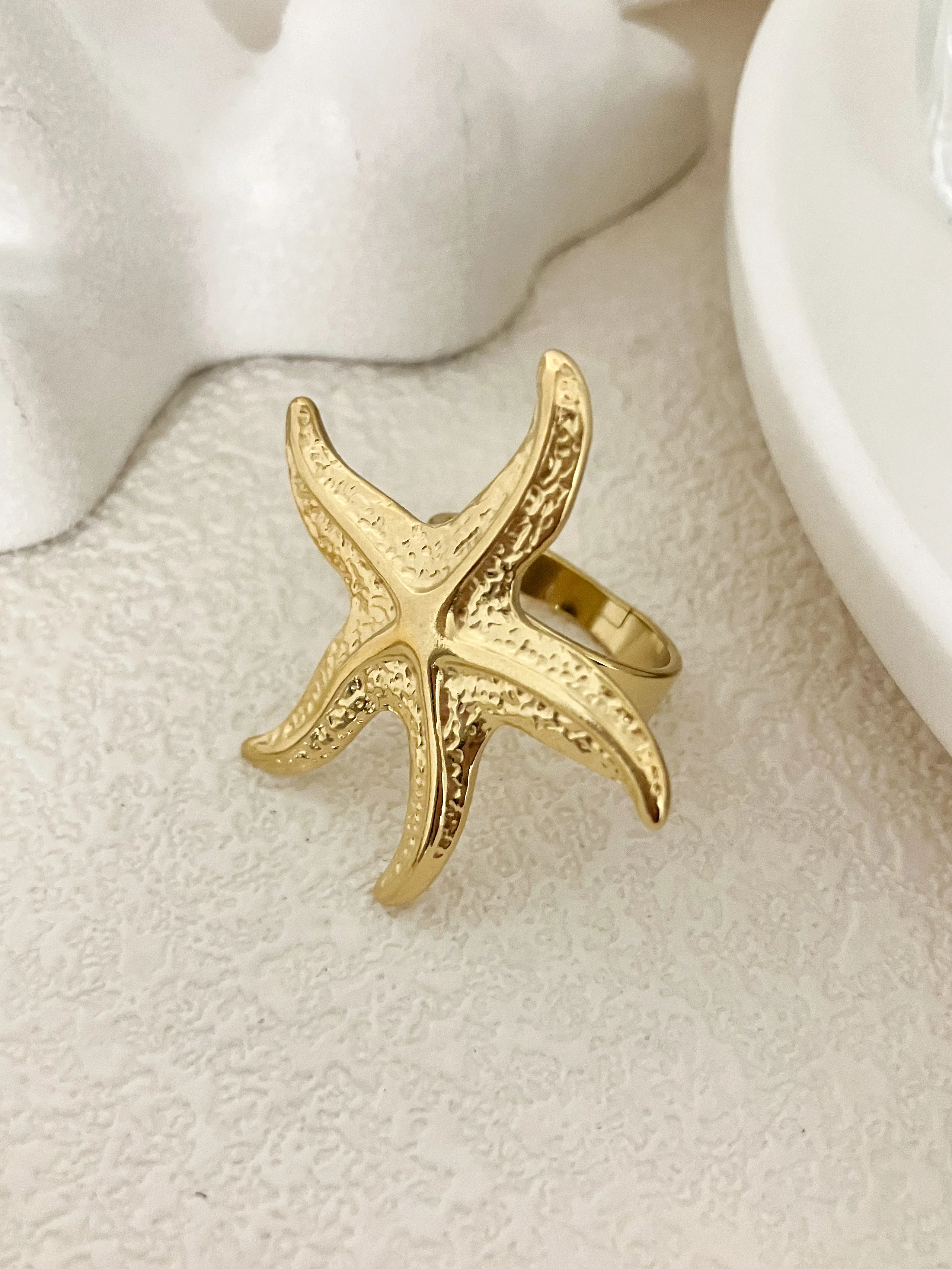 A Summer French Fashion Vintage Stainless Steel Women\'s Starfish Open Ring Gathering Travel Gift Vacation Date