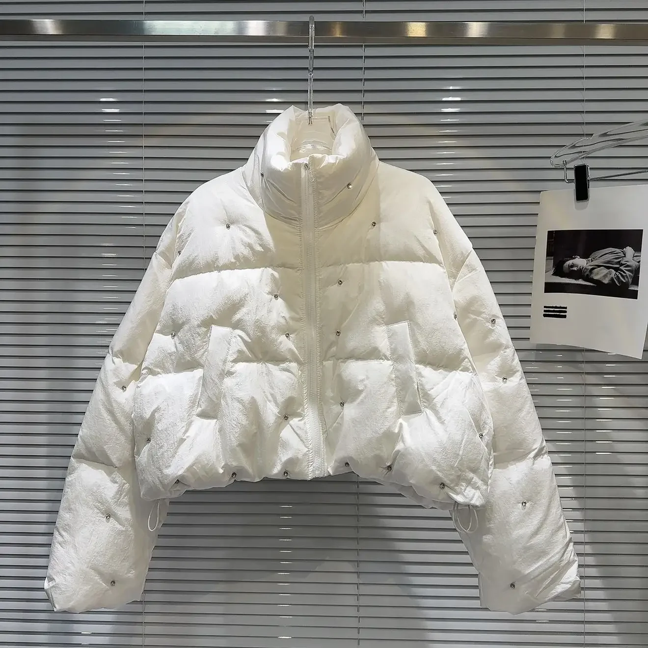 Cappotto corto da pane alla moda Spice Girls Nuovo autunno inverno Colletto alla coreana tutto-fiammifero Diamanti Piumino d'anatra bianco Giacca calda imbottita