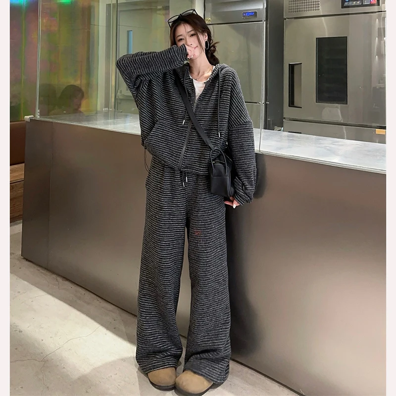 

Thickened Casual Sportswear Set for Women Spring Autumn Winter New Style Black Striped Two-Piece Suit Long Sleeve Zipper Hoodie