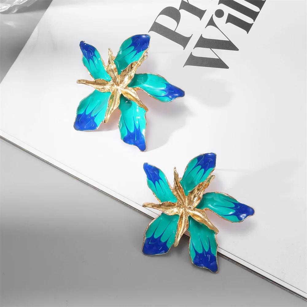 IFMIA Wholesale Vintage Metal Gold Color Flower Big Earrings For Women 2023 New Fashion Floral Statement Stud Earrings Jewelry