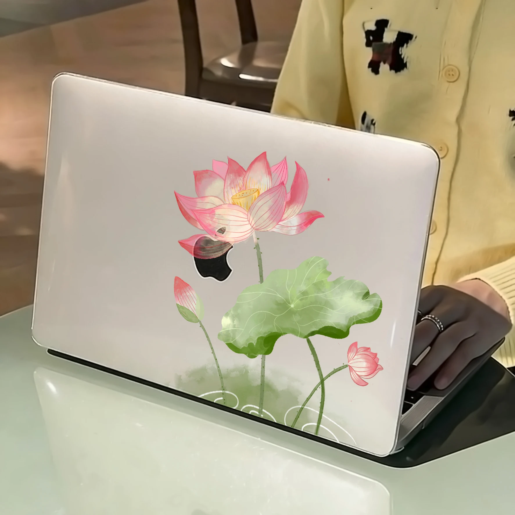 

2025 M5 Laptop Case For MacBook Pro Air 13 15.3 13.6 Case M2 M3 M4 Funda For Macbook Pro 13 14.2 16.2 16 Cover lotus