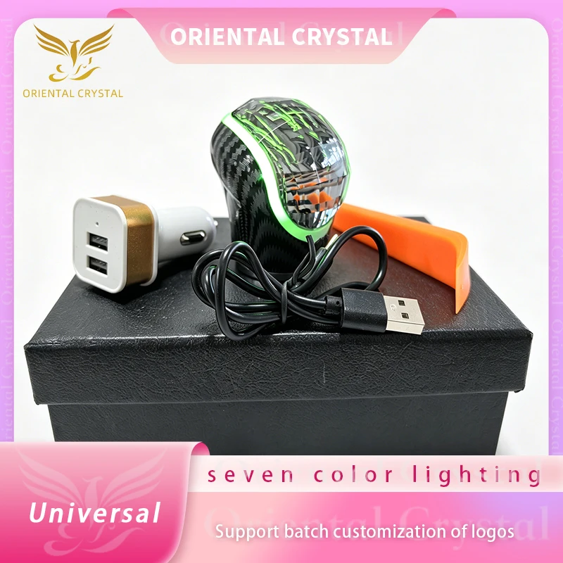 Der Kristall-Schaltknauf ist für manuelles/Rückwärtsgetriebe geeignet und verfügt über einen LED-Schaltkopf mit sieben Farben, 5-Gang-/6-Gang-LED-Kristall-Schaltkopf