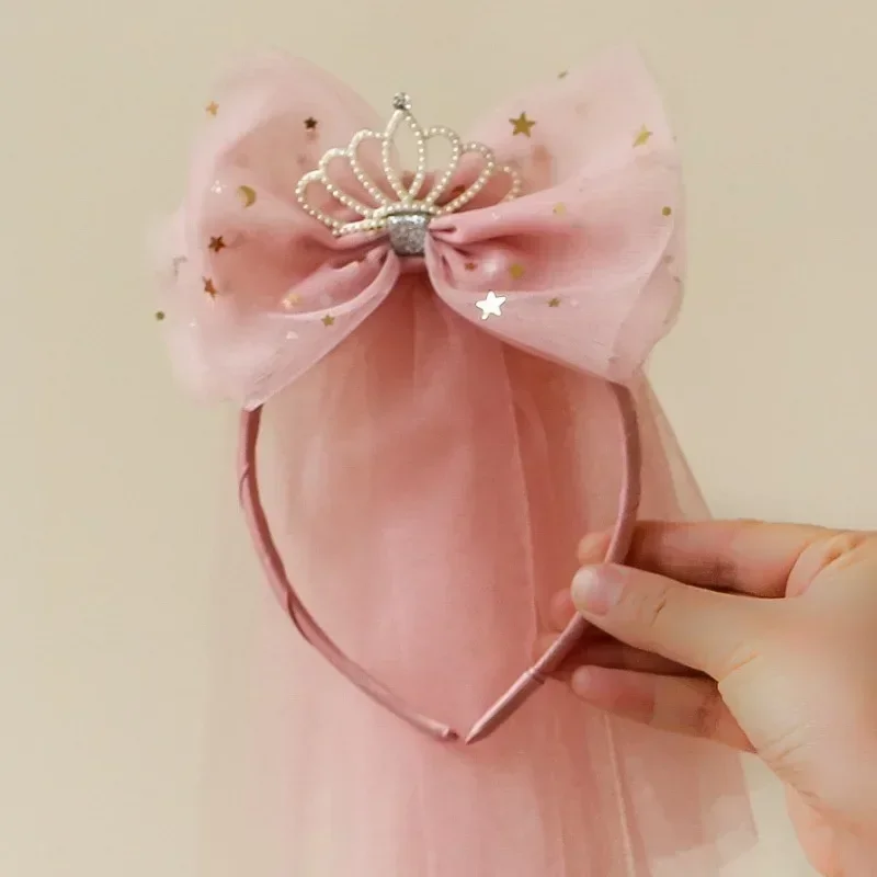 Śliczne opaski do włosów księżniczki dla małych dziewczynek Retro welon Bowknot korona perłowa obręcz do włosów nakrycie głowy na przyjęcie urodzinowe nakrycia głowy dla dzieci