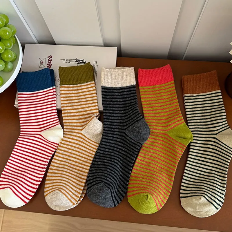 

Autumn New Cotton Striped Women Middle Socks Retro College Style Female Socks 5-Pair Set