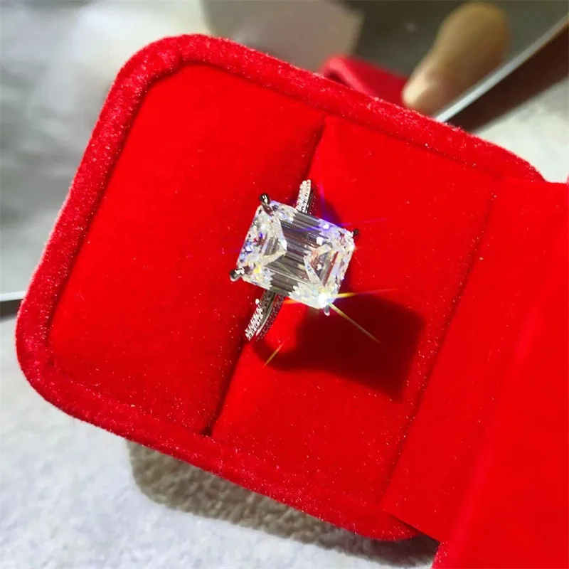 Ins Style Moissanite PT950 Platinum 5 Carat Emerald Cut Ring for Women, delicate accessory for daily fashion matching