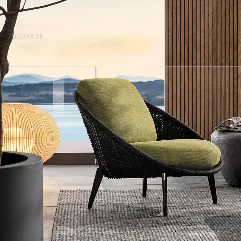 

m Маленький скандинавский патио, садовые диваны, простой двор, балкон, диван для отдыха, кресло, уличный ресторан, отель, одиночный диван m