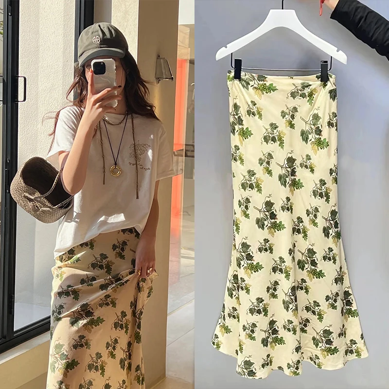 

Summer 2025 New Faion ape Embroidery Print Silk T-irt And Fi Tail f Skirt Set Women's Clothing Faion Sets