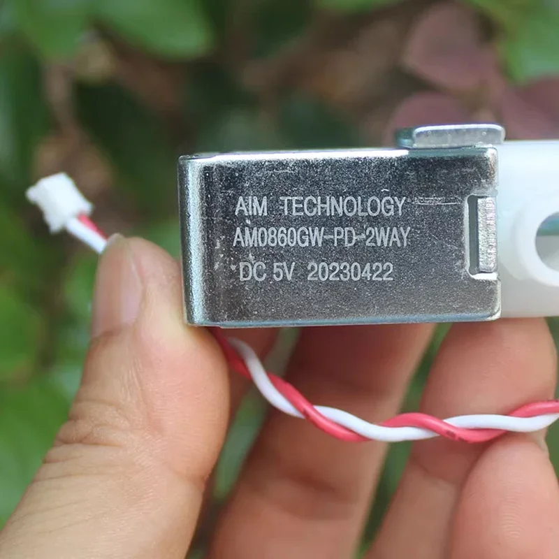 AM0860GW DC 5V 2-Wege kleines elektrisches Mini-Magnetventil, normalerweise geschlossen, Mikro-Wasserdurchflussregelventil, DIY-Gartenbewässerung