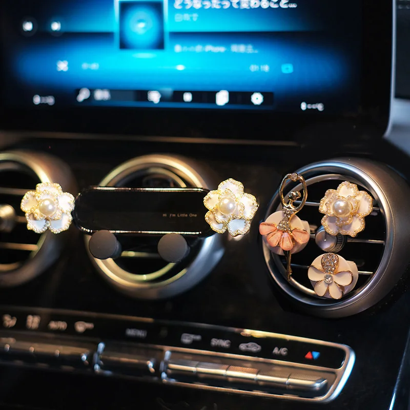 

Набор из 4 шт. автомобильных держателей для телефона с гравитационным креплением, милые клипсы с жемчужным цветочным декором, универсальные автомобильные подставки для воздуховодов для iPhone и Xiaomi