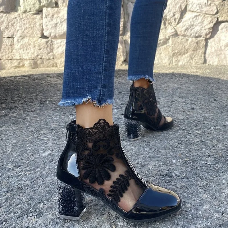 Ethnic Style Women Retro Lace High Heels Ankle Boots Autumn Embroider Pointed Toe Platform Short Boot Thick Heeled Pumps Zapatos