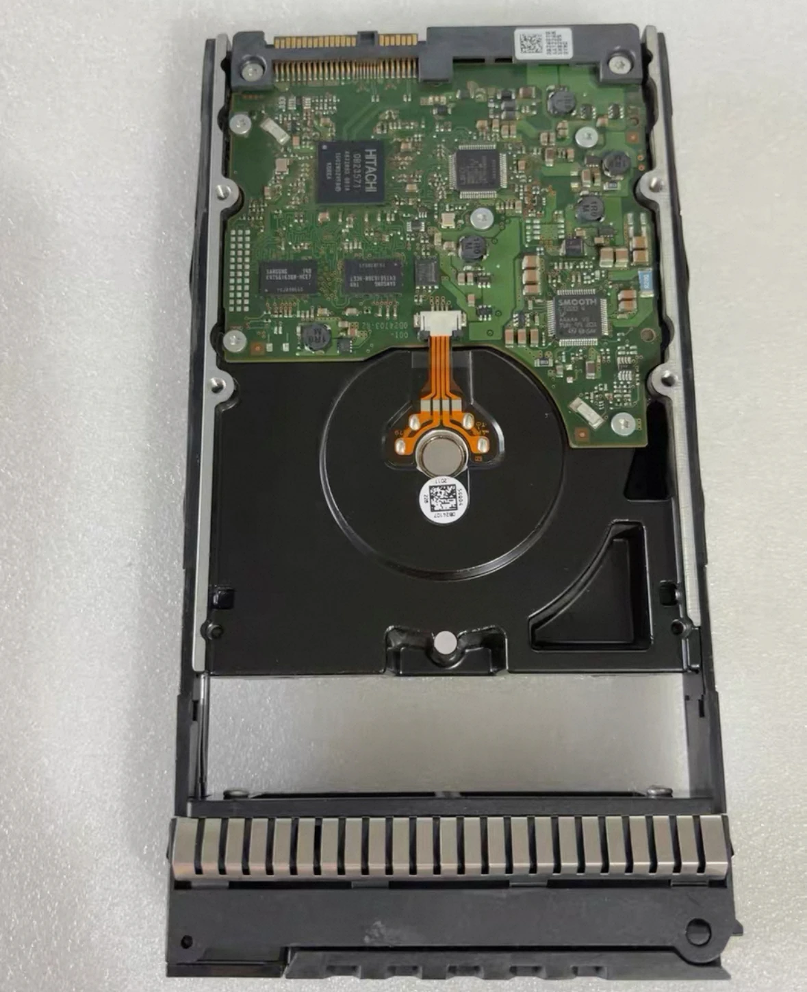 

Для жесткого диска 02350BWH 600G 15K 3,5 SAS OceanStor 5300 5500 V3