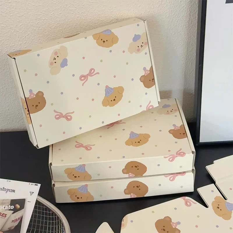 علب هدايا مكونة من 5 قطع عالية الجودة، شكل مربع أصفر حليبي مع موضوع طائرة لطيف للحيوانات الأليفة.