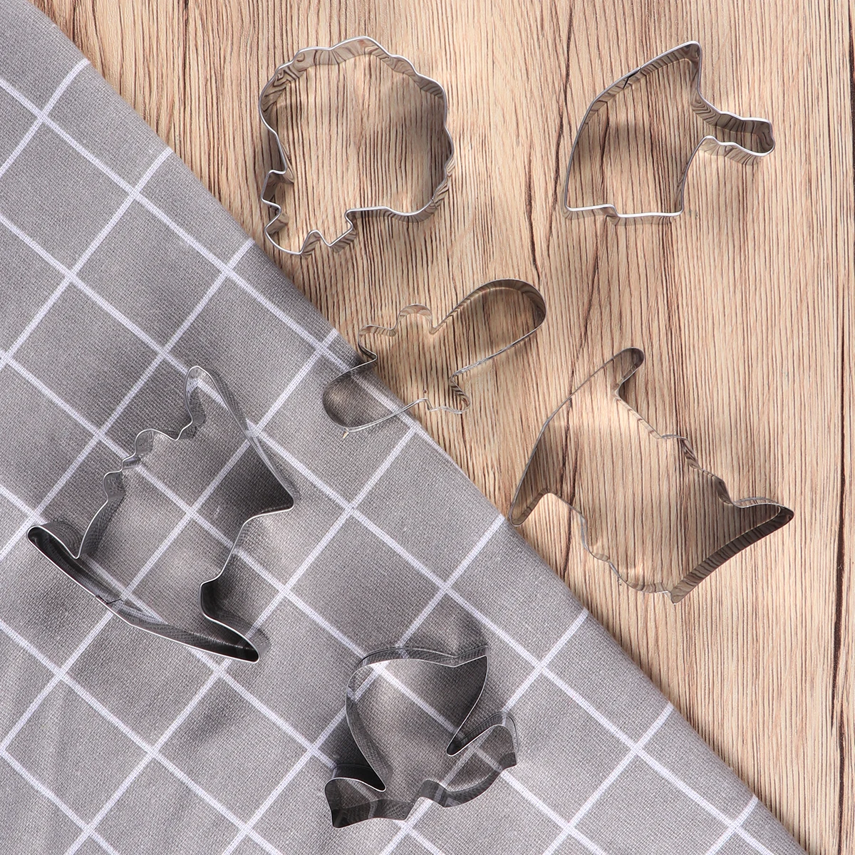 

6pcs Stainless Steel Graduation Gown Hat Cookie Mold Biscuit Cutter Non-Stick Easy Demould Eco-Friendly Anti-Rust Safe Reliable