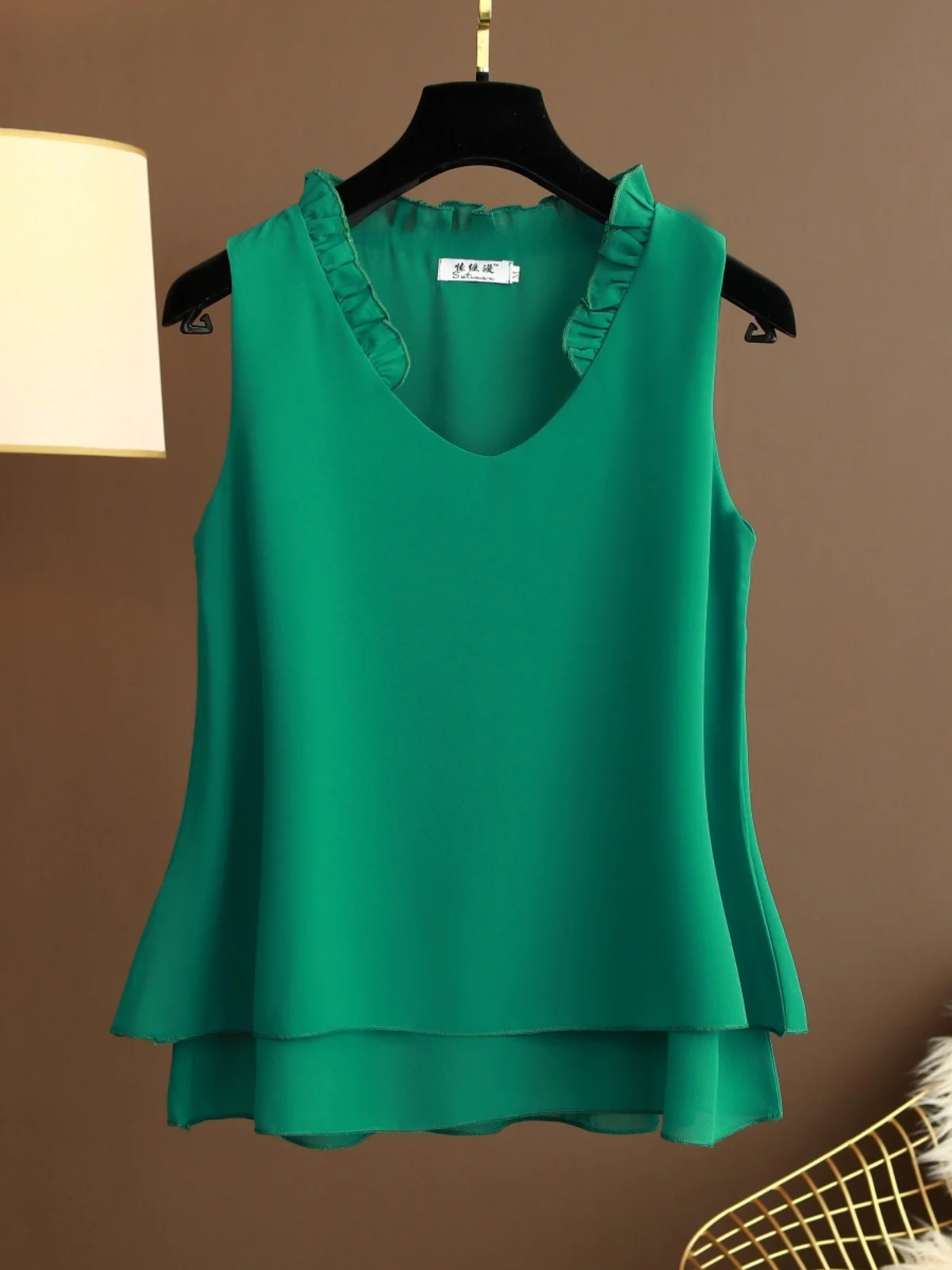 

New Summer Lace Trim V-Neck Sleeveless Women's Tank Top Loose Outerwear Shells Fashionable Stand Collar Silk Blouse