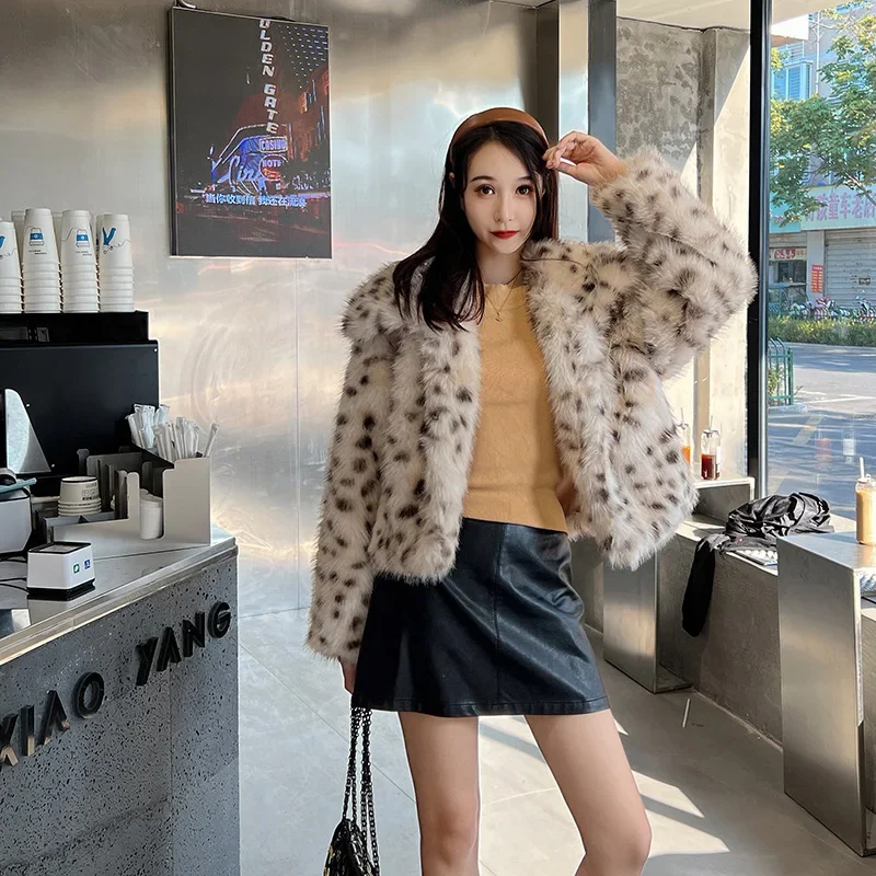 2025 New Leopard Point Square Neck Short High Waist Fur Coat Women Winter Faux Fur Top Fashion Versatile Elegant Design