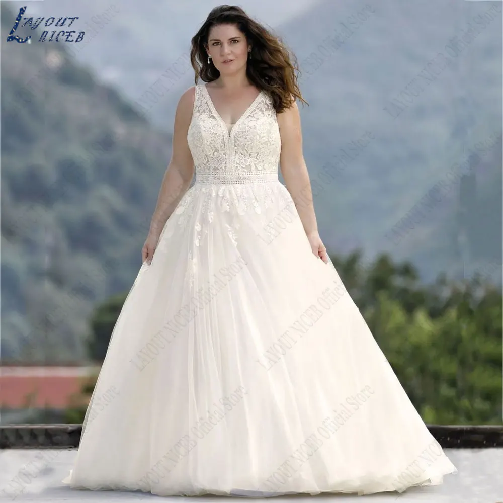 

LAYOUT NICEB V-Neck A-Line Wedding Dresses Plus Size Spaghetti Straps Bride Gowns Appliques Backless vestido de casamento 2024