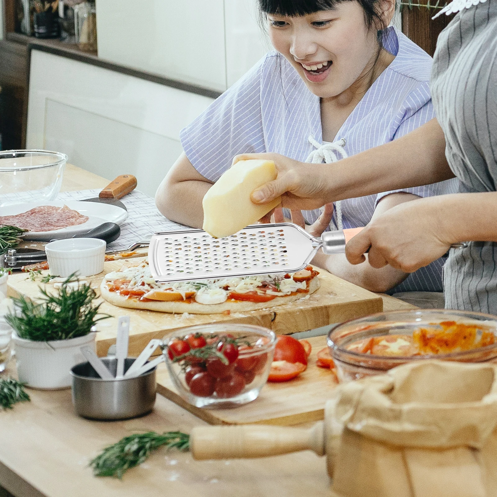 

Stainless Steel Multi-Function Grater Vegetable Slicer Kitchen Tool Cheese Potato Garlic Carrot Chopper Peeler Lightweight